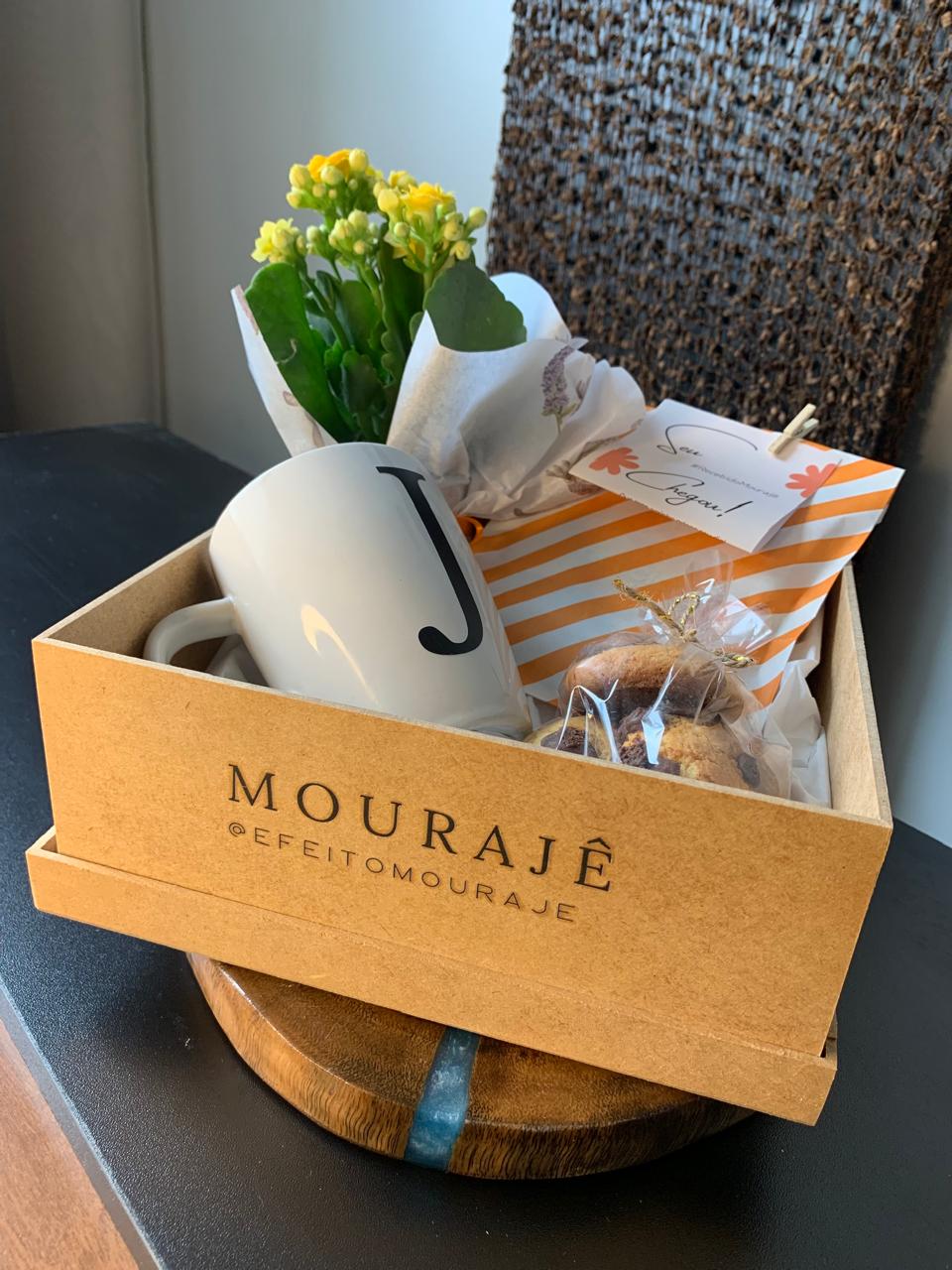 Cesta romântica especial com rosas